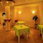 Toni's Apart-hotel