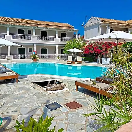 Toni's Apartahotel 3*